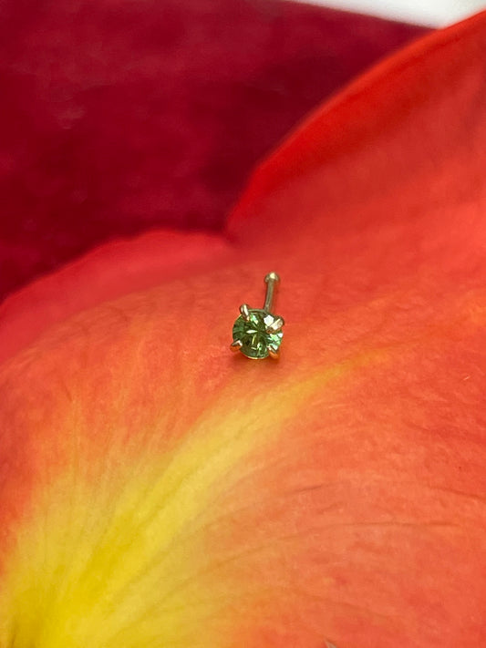 3mm Green Tzavorite Garnet Straight Nose Stud 14K Yellow Gold